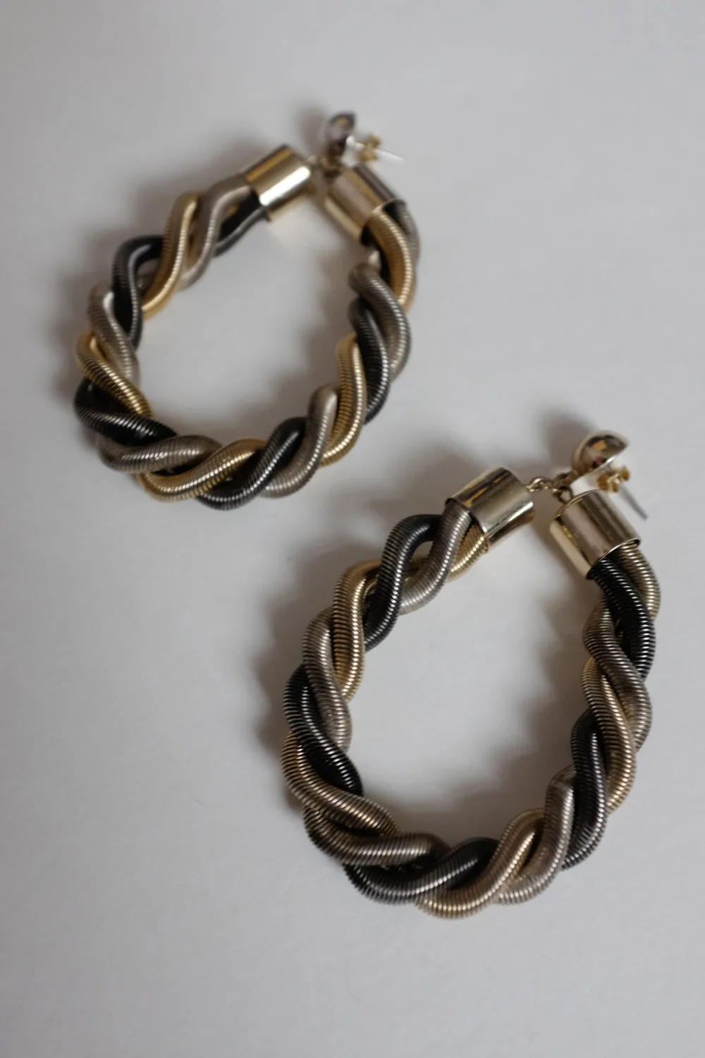 BOLD SILVER GOLD LOOP VINTAGE EARRINGS
