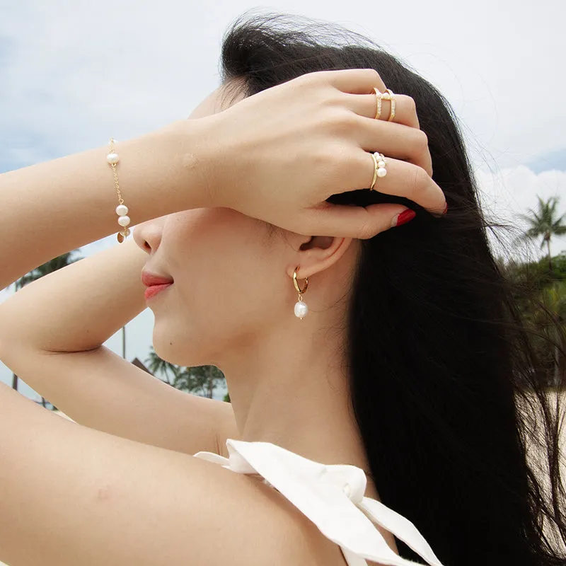 Classic Hoop w Freshwater Pearls