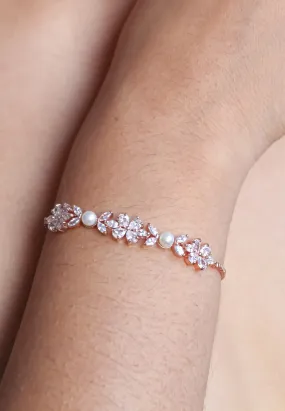 Clear Sky Star Bracelet