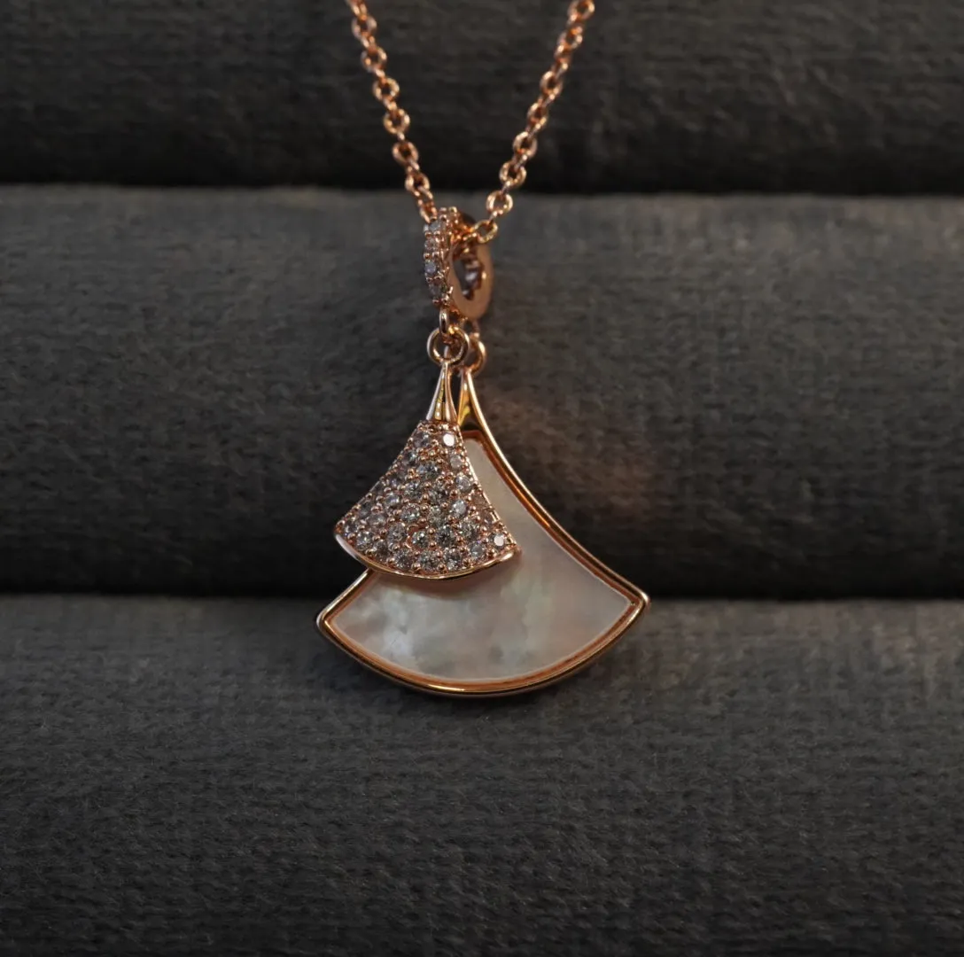 Elegant Mother of Pearl & Zirconia Studded Pendant Necklace in Rose Gold Plating