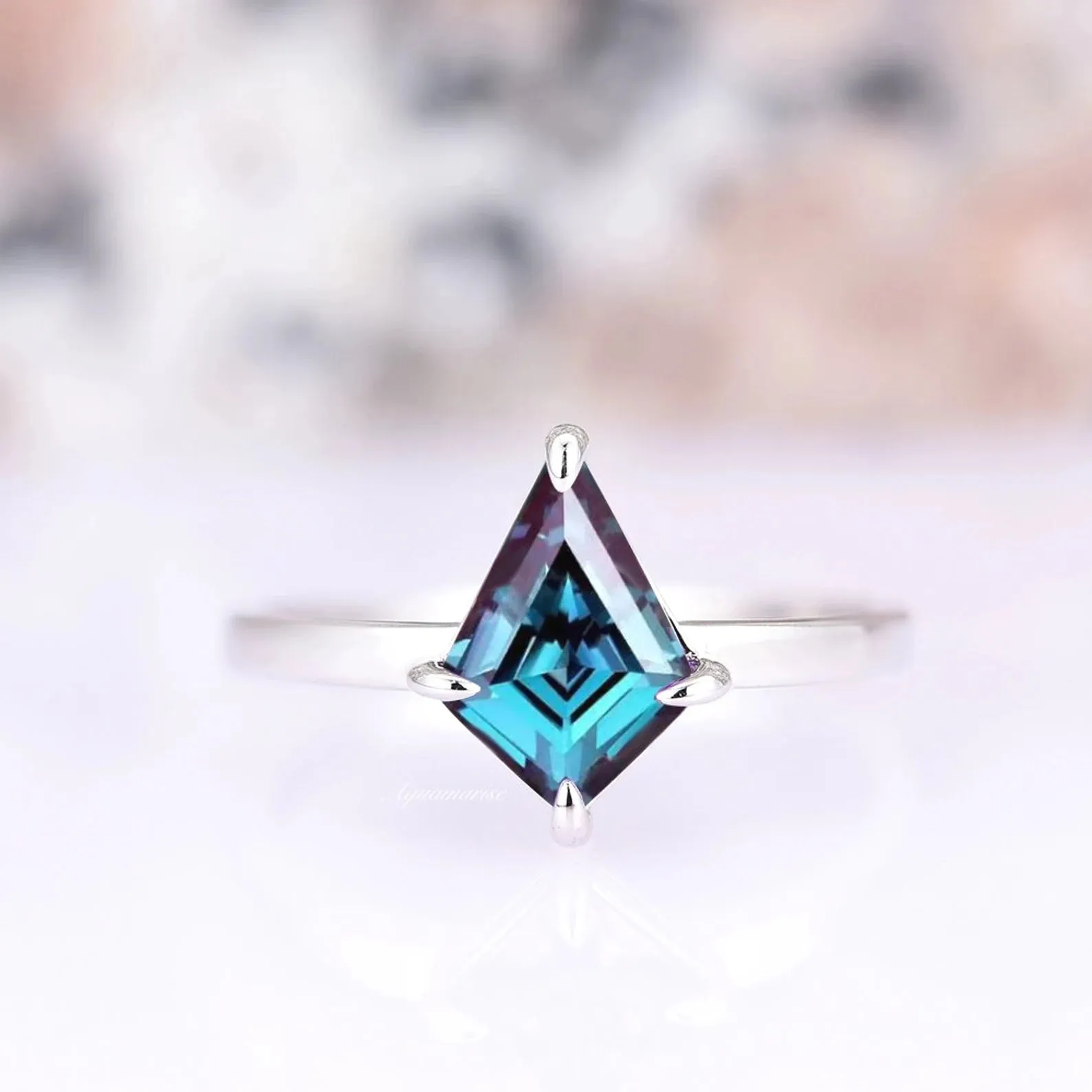 Kite Alexandrite Couples Ring
