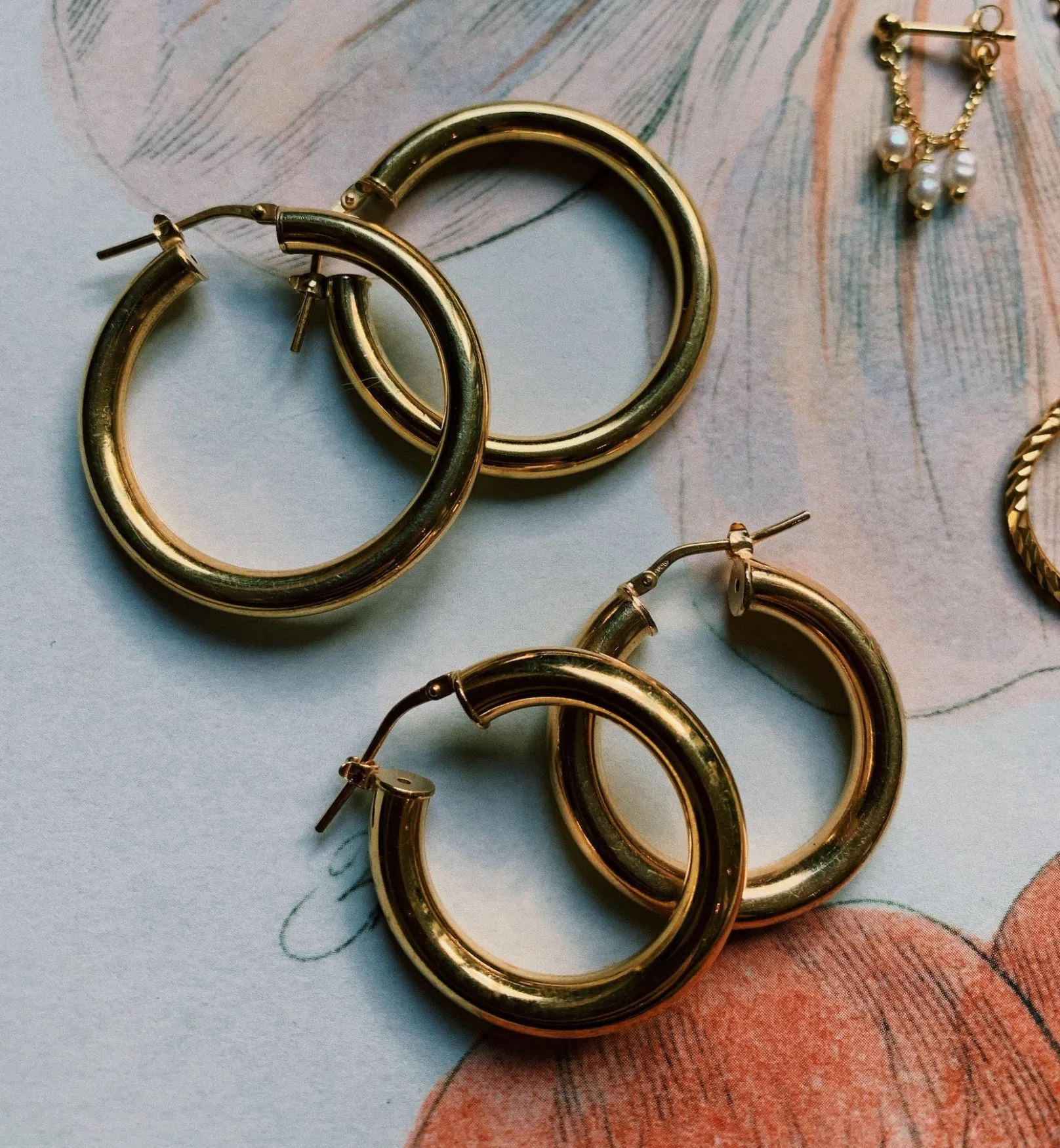 Thick Plain Hoop Earrings