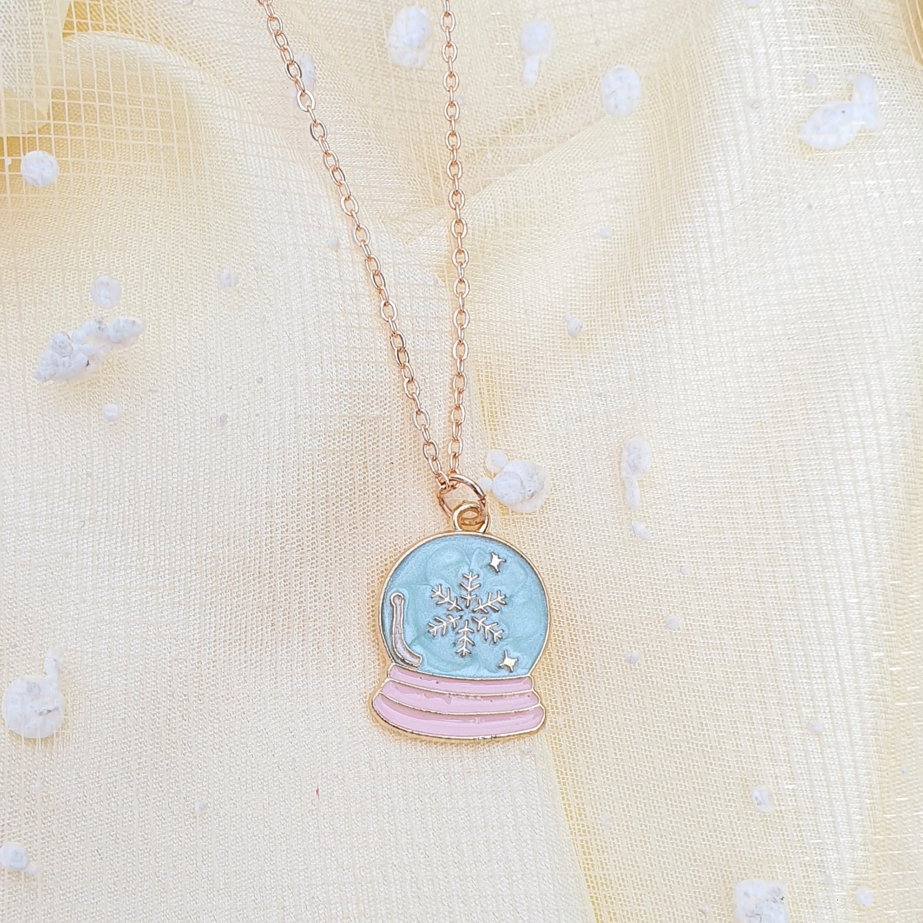 Y2K Charm Pendant Gold Necklace - Season Love