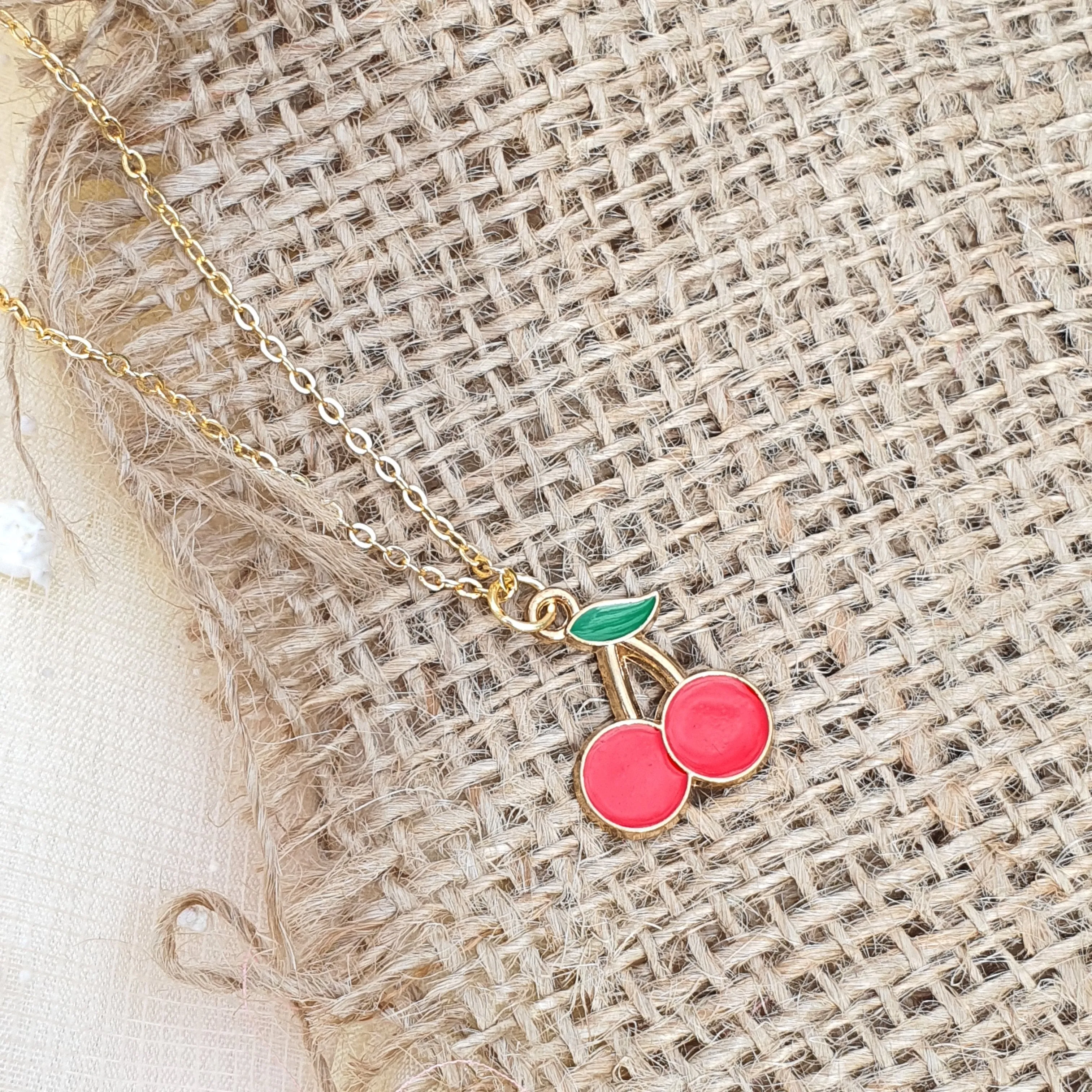 Y2K Charm Pendant Gold Necklace - Season Love