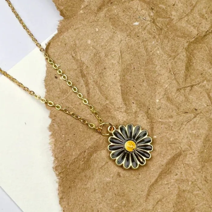 Y2K Charm Pendant Gold Necklace - Season Love